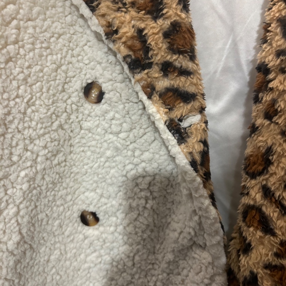 CHICME Jacket - Picture 5 of 9